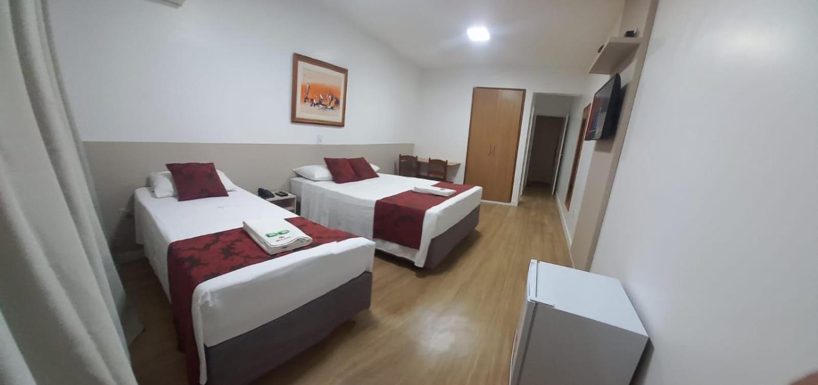 Max Hotel Нуклео-Бандейранти Экстерьер фото